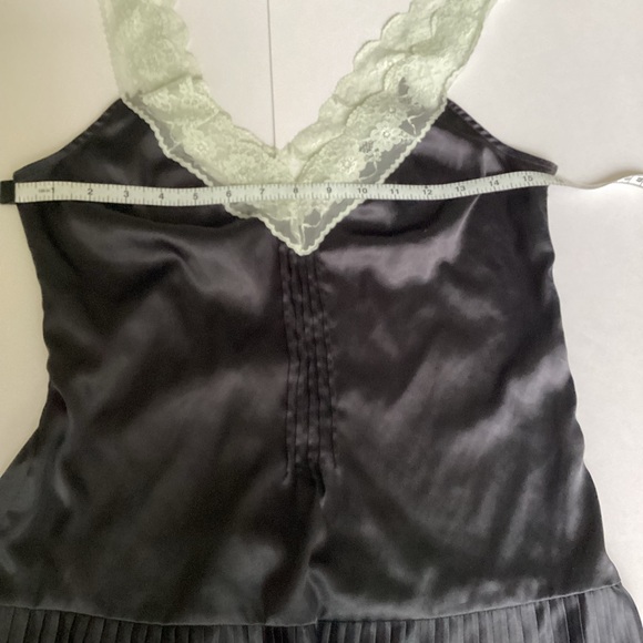 Victoria’s Secret Babydoll Romper Teddy Medium Black Satin Lace Fairy Goth Y2K - Picture 14 of 16